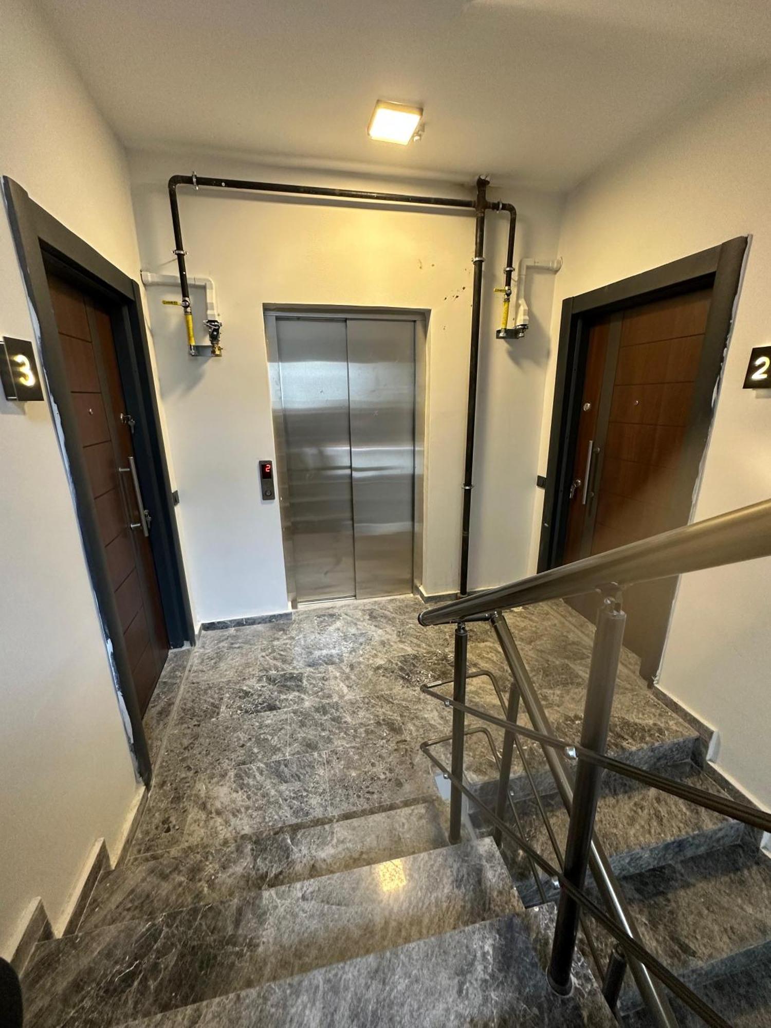Vista Living Apartments Pelitli  外观 照片