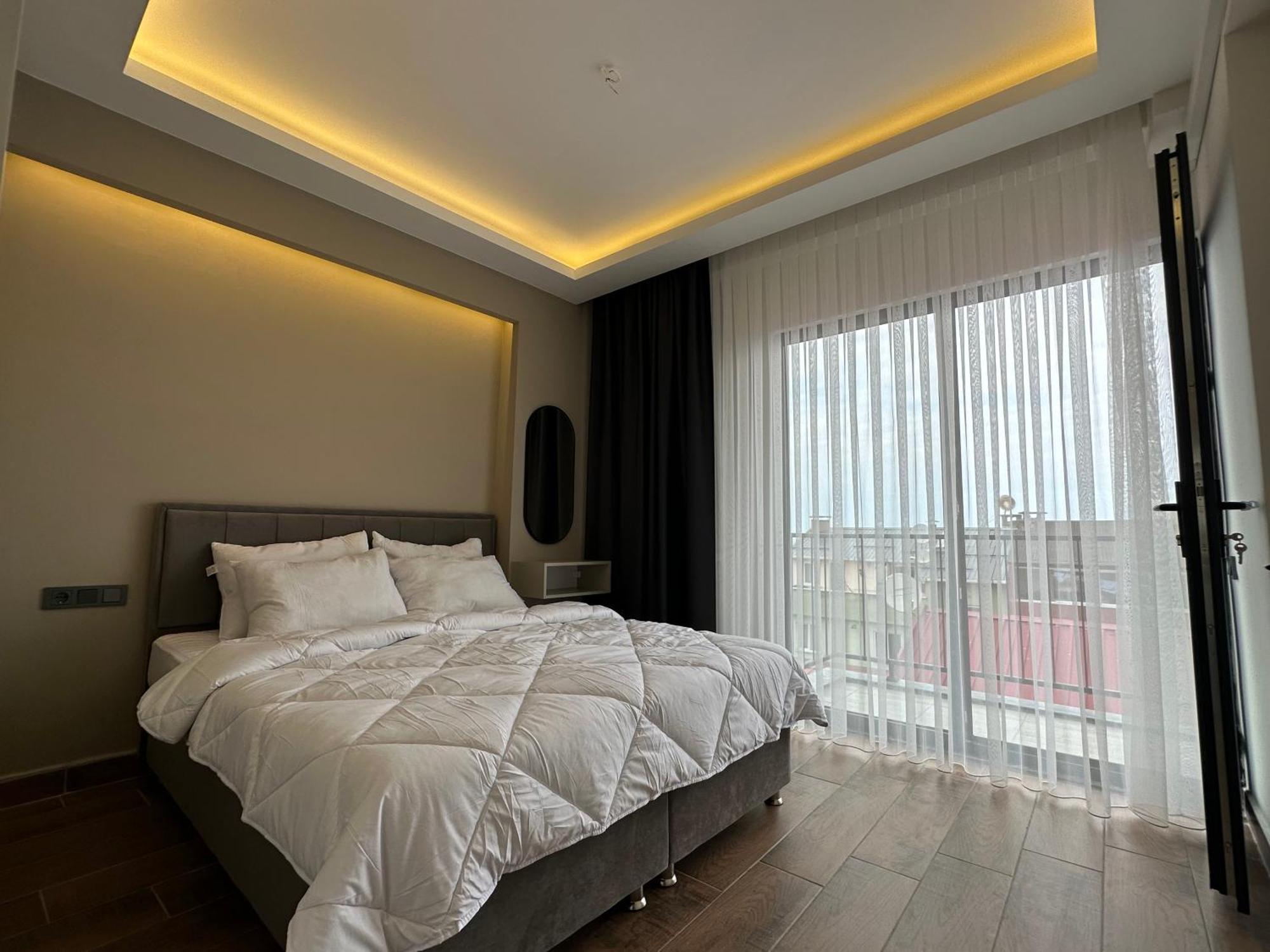 Vista Living Apartments Pelitli  外观 照片