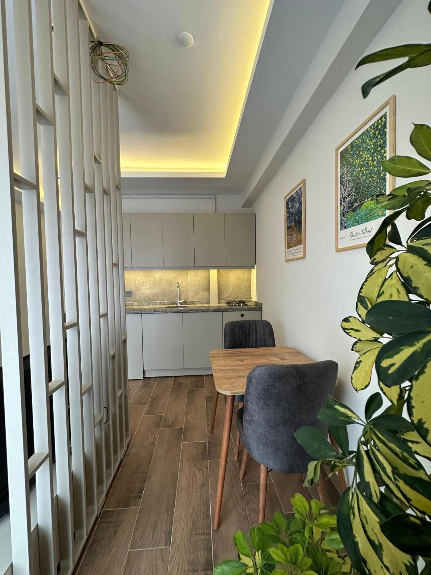 Vista Living Apartments Pelitli  外观 照片