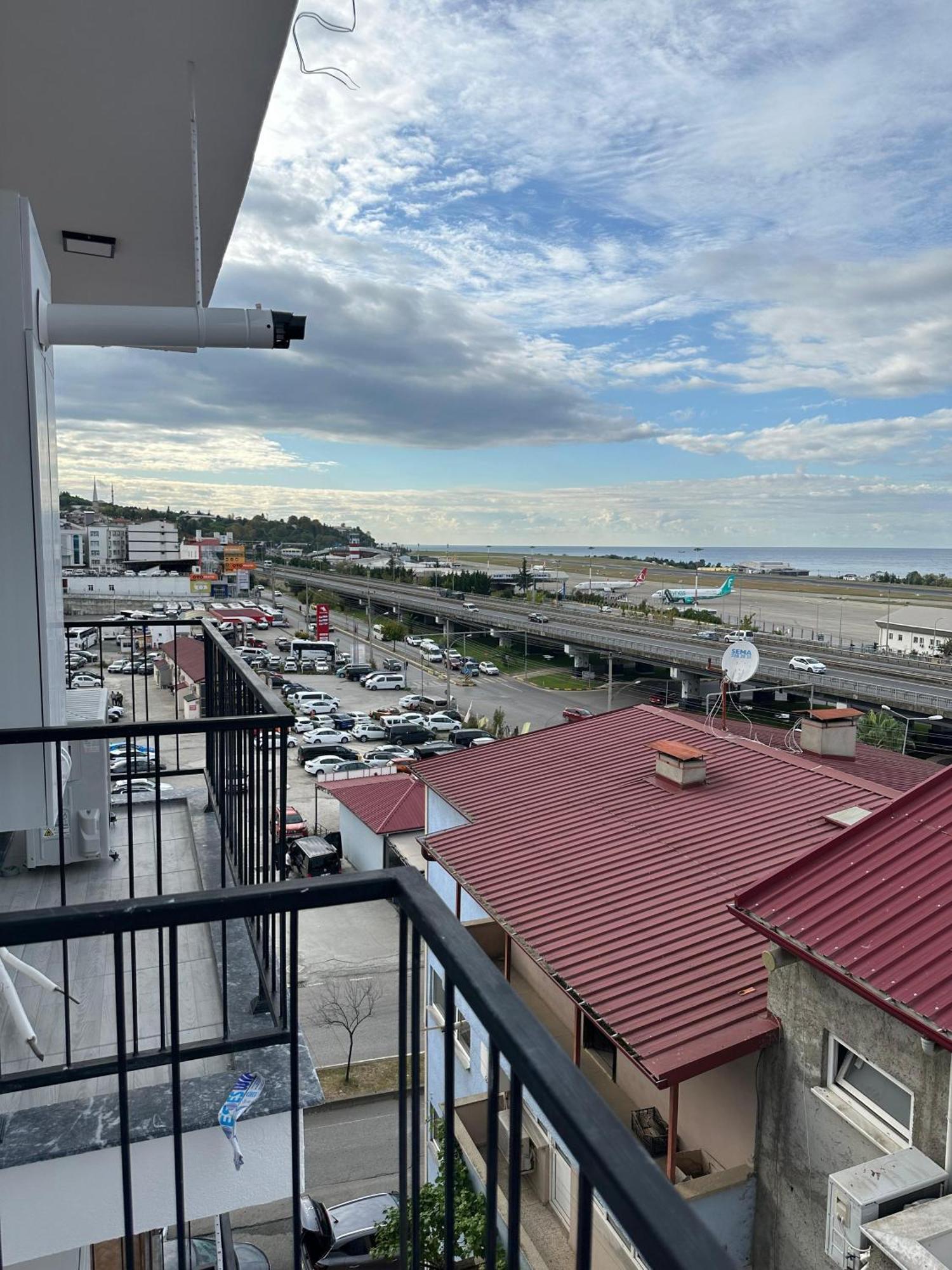 Vista Living Apartments Pelitli  外观 照片
